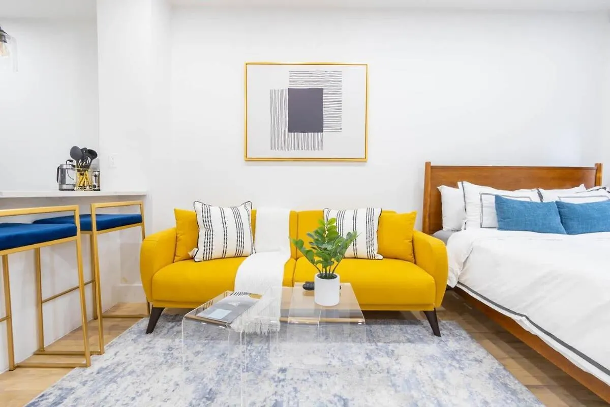1597-13 I Brand New Studio Prime Upper East Nowy Jork 0*,