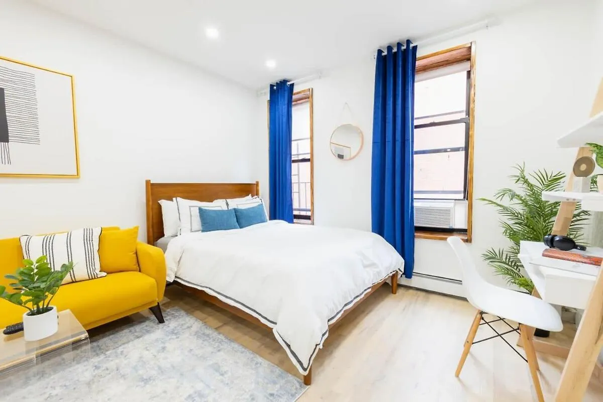 1597-13 I Brand New Studio Prime Upper East Nowy Jork