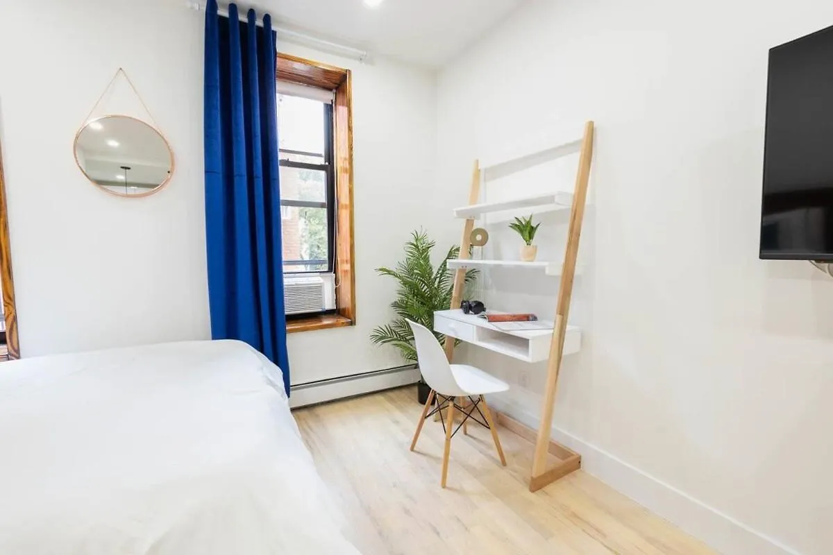 Apartment 1597-13 I Brand New Studio Prime Upper East New York