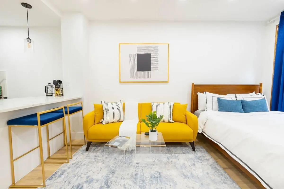 Apartment 1597-13 I Brand New Studio Prime Upper East New York United States