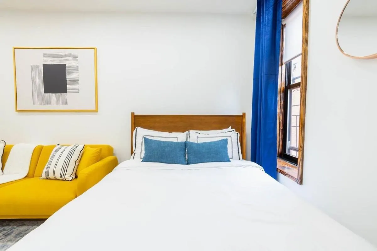 1597-13 I Brand New Studio Prime Upper East New York 0*,
